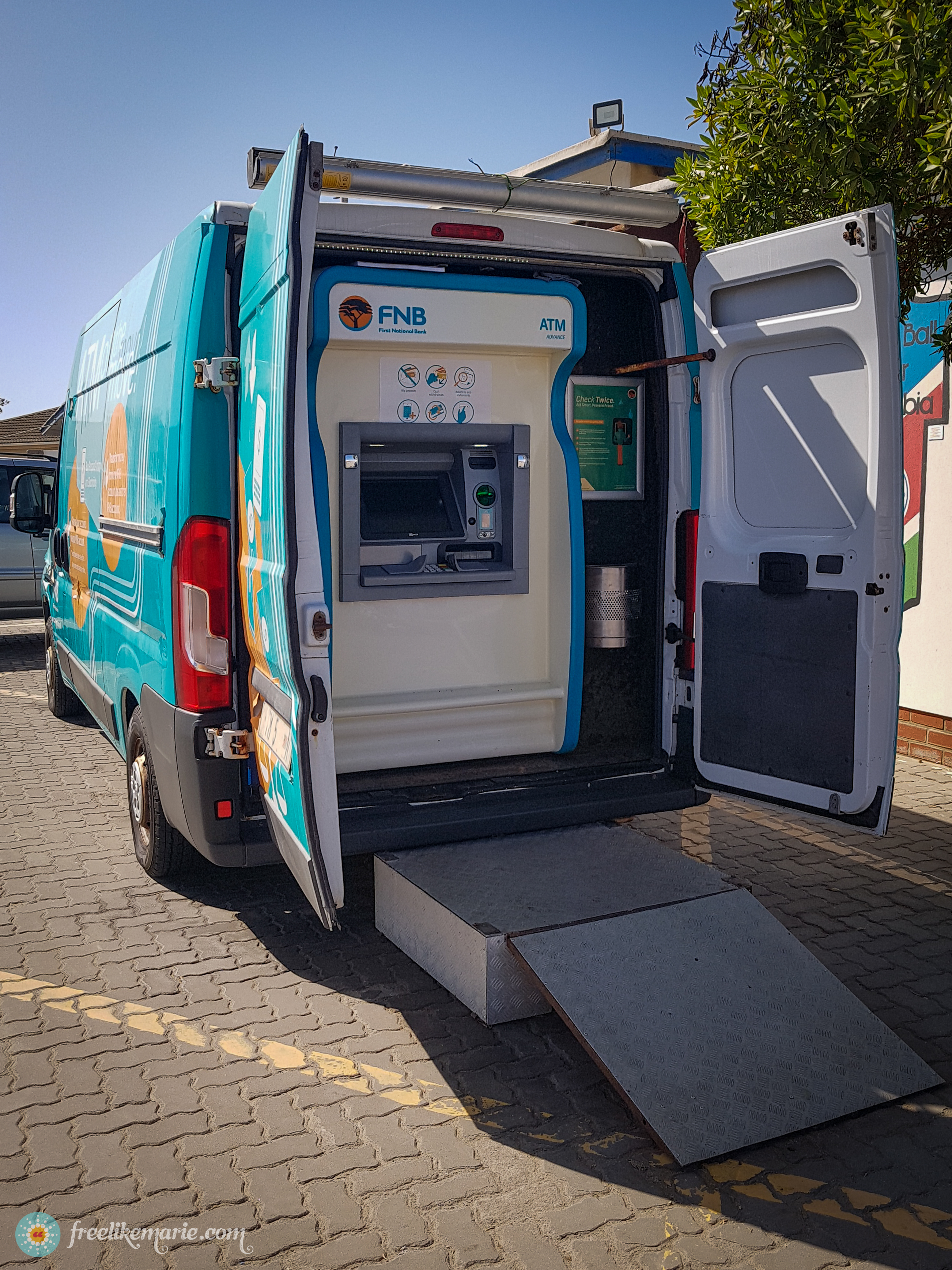 Mobile ATM